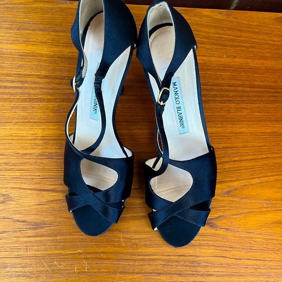 Manolo Blahnik Black Satin Peep Toe Stiletto Slingback Heels - Picture 6 of 15